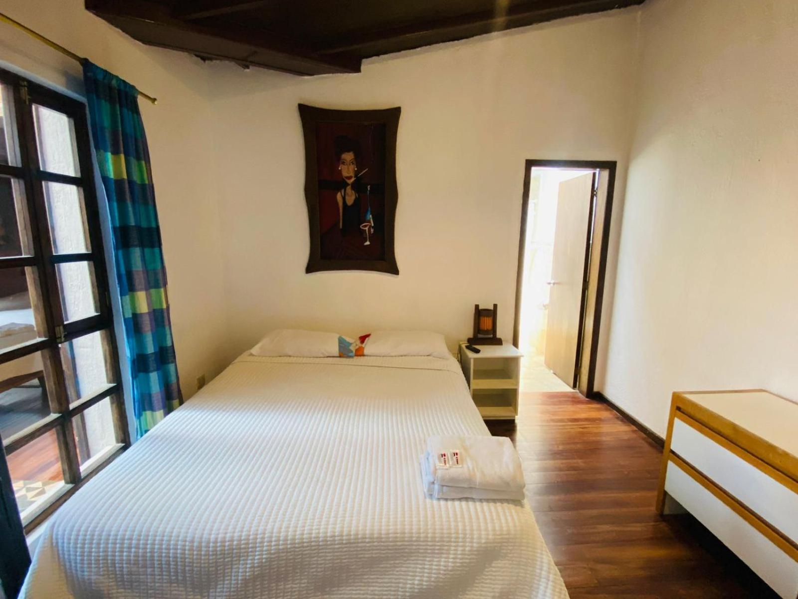 Casa Del Arupo Hostel กีโต ภายนอก รูปภาพ